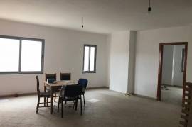  Shitet Apartamament 3+1, Vente