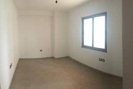  Shitet Apartamament 3+1, Venta