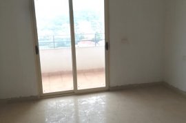 SHITET APARTAMENT 2+1 NË LAGJEN LONI DHAMO, LUSHNJ, Sale