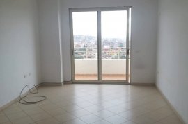 SHITET APARTAMENT 2+1 NË LAGJEN LONI DHAMO, LUSHNJ, Shitje