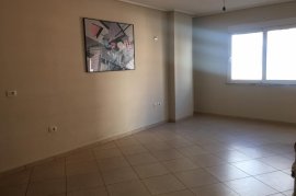 APARTAMENT PER  QIRA BOSH , ASTIR , Affitto