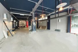 Super Ambient Open Space (200 m2) Kristal Center, Qera