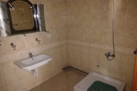 APARTAMENT 3+1 PER QIRA,RRUGA MARKO BOCARI, Bérlés