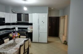 Shitet apartament 2+1 i mobiluar ne Unazen e Re, Venta