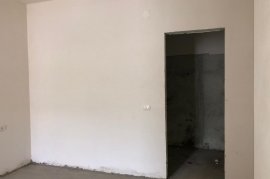 SHITET APARTAMENT 2+1 Në LAGJEN XHEVDET NEPRAVISHT, Πώληση