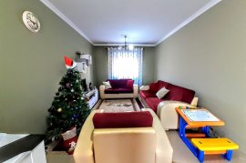 SHITET APARTAMENT 2+1 NË KORÇË, Vente