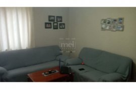 Tek Ali Demi, Shitet Apartamenti 1+1, Venta