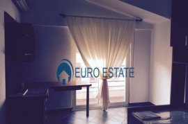 Tirane, jap me qera apartament 4+1,900 Euro Liqeni, Bérlés