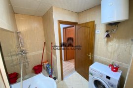 Jepet me qera apartment 2+1 21 Dhjetori , Qera