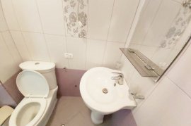 3+1 me 2 WC tek Kopshti Botanik (Pavaroti) , Location