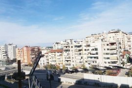 Ne Shitje Super Apartament Per Investim Te Botanik, Venta