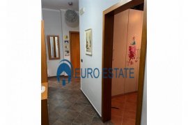 Tirane, shes apartament 2+1, 67.000 Euro Don Bosko, Eladás