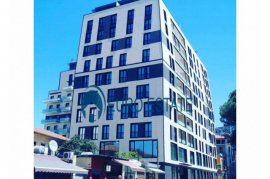 Tirane, jap me qera zyre, 87 m² 800 Euro Qender, Miete