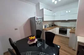 Super Apartament, Universiteti Europian, Alquiler