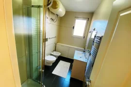 Apartament 3+1 per shitje, prane 21-dhjetorit, Eladás