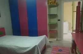 Jepet me qira apartament 3+1... Ne Bllok...!!, Ενοικίαση