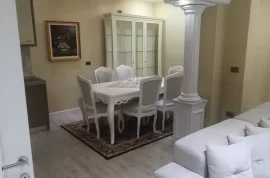 Jepet me qira apartament 3+1... Ne Bllok...!!, Ενοικίαση