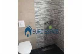  Tirane,shes Hyrje 1+1,Sip 64 m² (Frosina Plaku) , Verkauf