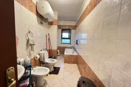 Apartament 2+1 ne shitje tek 