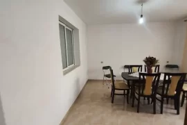 Shitet apartament  3+1, Πώληση