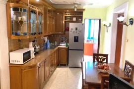 Apartament ne shitje, Verkauf