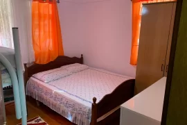 Apartament ne shitje, Sale