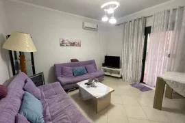 Apartament ne shitje, Shitje