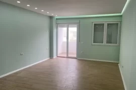 Apartament ne shitje, Vente