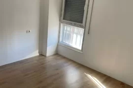 OKAZION TE 5 MAJI…. APARTAMENT 1+1, Eladás